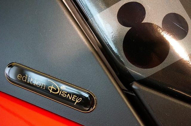 スマート フォーツー エレクトリック ドライブ エディションディズニー