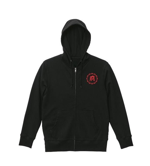 「ジップパーカー」6,578円（税込）（C）Nagaru Tanigawa, Noizi Ito/KADOKAWA