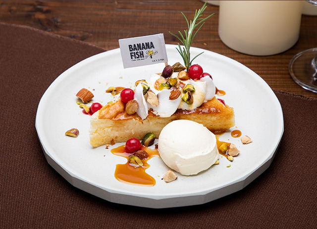 「BANANA FISH Cafe and Bar -New York Night」N.Y.スタイルチーズケーキ～キャラメルナッツ～(C)吉田秋生・小学館／Project BANANA FISH