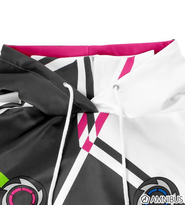 「ツインターボ 勝負服パーカー」(C)2021 アニメ「ウマ娘 プリティーダービー Season 2」製作委員会