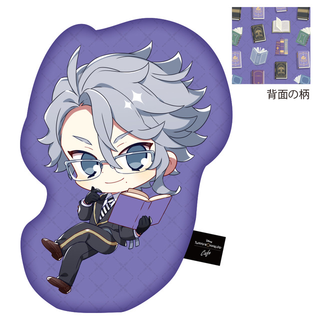 ダイカットクッション　各 1,900 円（税込各 2,090 円）（C）Disney