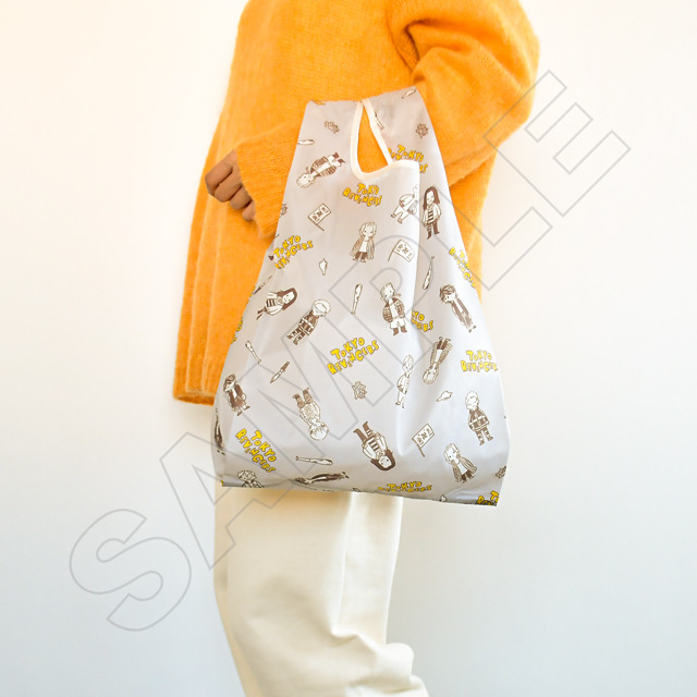 『東京リベンジャーズ』×「ビィズニィズ」コラボグッズ第3弾・エコバッグ（C）和久井健・講談社／アニメ「東京リベンジャーズ」製作委員会