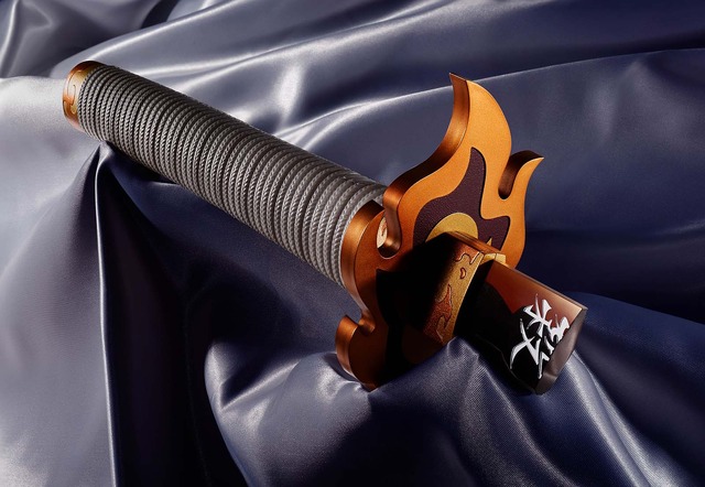 「PROPLICA 折れた日輪刀（煉獄杏寿郎）」(C)吾峠呼世晴／集英社・アニプレックス・ufotable