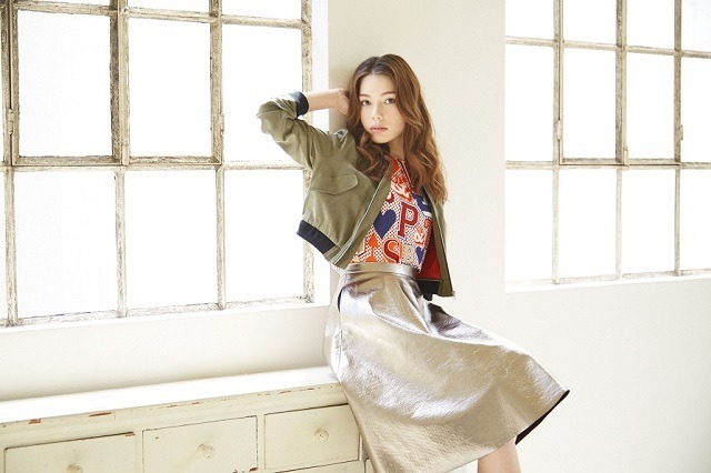 新人アーティストの安田レイ　デビューアルバムでいきなり1位　「魔法科高校の劣等生」でも活躍