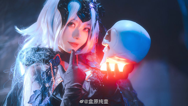 ジャンヌ・ダルク〔オルタ〕『Fate/Grand Order』／モデル：盒盒