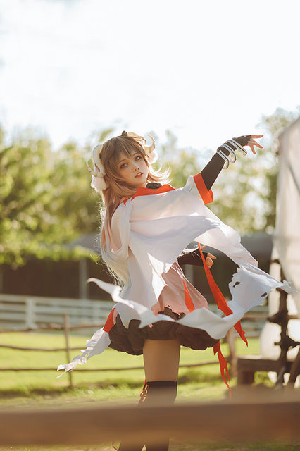 エイヤフィヤトラ『アークナイツ』／モデル：探偵ちゃん