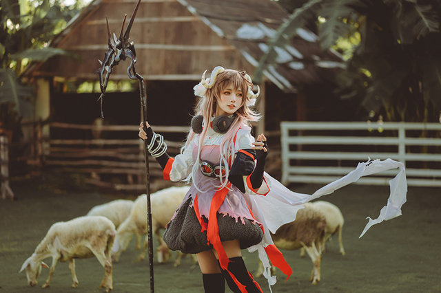 エイヤフィヤトラ『アークナイツ』／モデル：探偵ちゃん