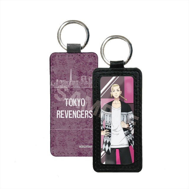 「東京リベンジャーズ レザーキーホルダー」1320円（C）和久井健・講談社／アニメ「東京リベンジャーズ」製作委員会