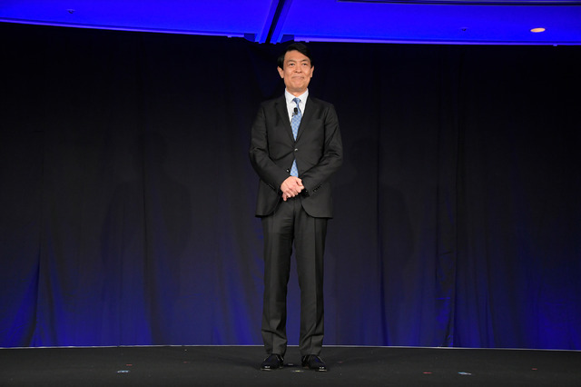 塚越 隆行（円谷プロダクション代表取締役会長 兼 CEO）