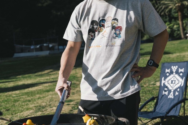 「OUTDOOR LIVING×ゆるキャン△」Tシャツ（C）あｆろ・芳文社／野外活動委員会