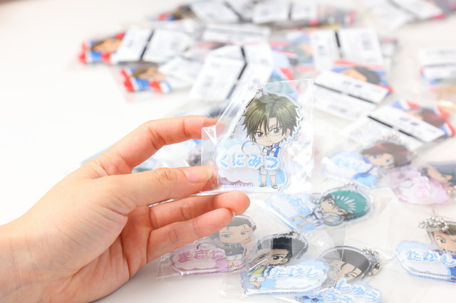 「テニプリ」グッズに囲まれながら「テニプリ」好きが「テニプリ」地区大会編の魅力を語る“テニプリ座談会”やってみた！