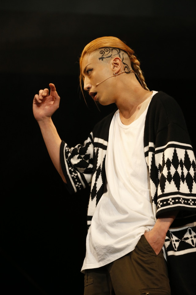 舞台「東京リベンジャーズ」（C）和久井健・講談社／舞台「東京リベンジャーズ」製作委員会（C）Ken Wakui, KODANSHA / TOKYO REVENGERS Stage Production Committee.（C）KW,K/TRSP