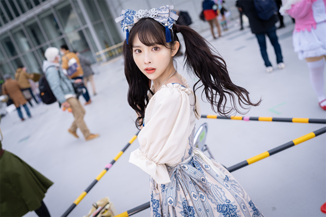 露凝香ワンピース「不軌不軌」／モデル：ゆるめ、撮影：乃木章