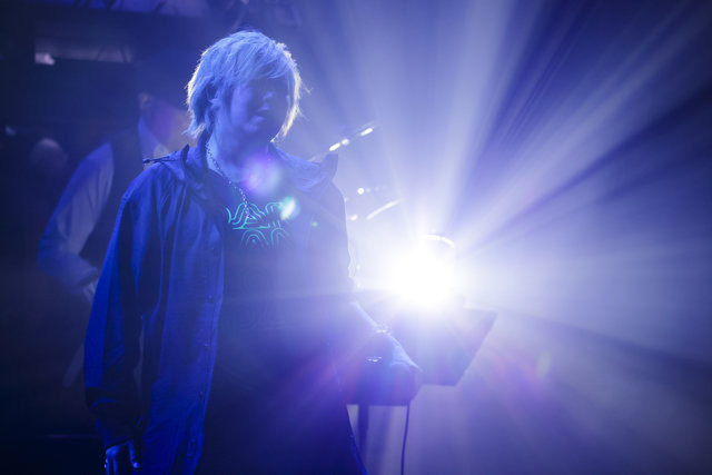 緒方恵美、杉田智和、豊口めぐみら豪華キャストが「ダンガンロンパ」10周年をお祝い！「超高校級の大同窓会」イベントレポート