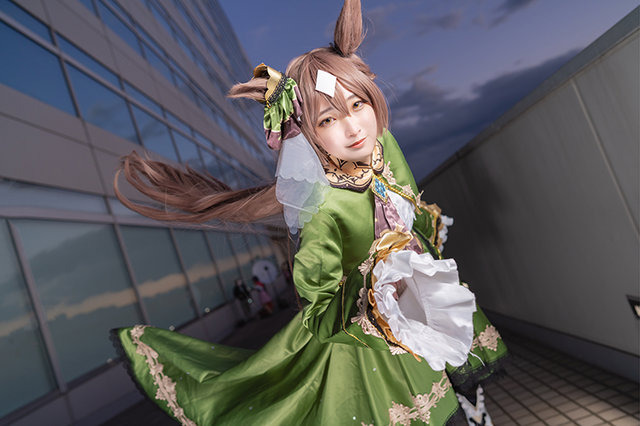 サトノダイヤモンド『ウマ娘 プリティーダービー』／モデル：あぐり、撮影：乃木章