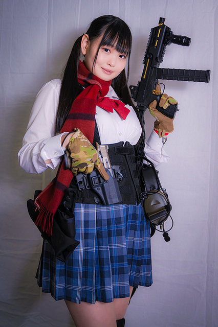 創作武装JK／モデル：ひかる、撮影：tama