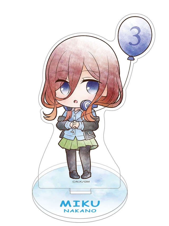 映画『五等分の花嫁』ミニアクリルスタンド／お散歩（C）春場ねぎ・講談社／映画「五等分の花嫁」製作委員会