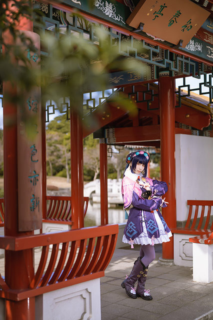 雲菫『原神』／モデル：ひのきお、撮影：乃木章