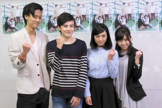 (C)葉月抹茶／スクウェアエニックス・「一週間フレンズ。」製作委員会　(C)舞台「一週間フレンズ。」製作委員会