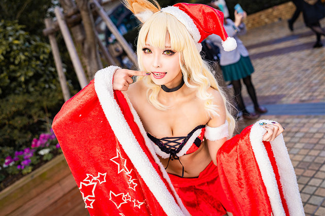 鈴鹿御前（サンタ）『Fate/Grand Order』／モデル：ゆも、撮影：乃木章