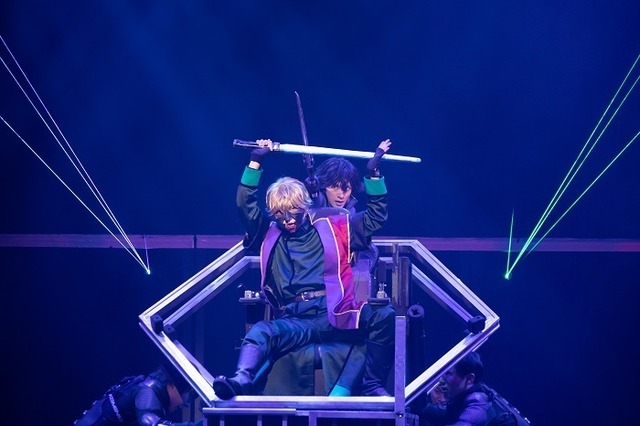 舞台『機動戦士ガンダム00 -破壊による覚醒-Re:(in)novation』オフィシャルフォト　(C)創通・サンライズ