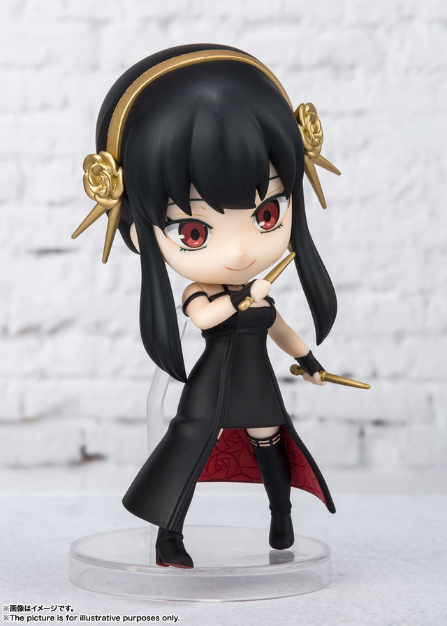 「Figuarts mini ヨル・フォージャー」2,700円（税別）（C）遠藤達哉／集英社・SPY×FAMILY製作委員会