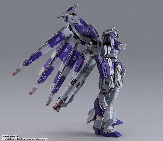 「METAL BUILD　Hi-νガンダム」32,000円（税別）（C）創通・サンライズ