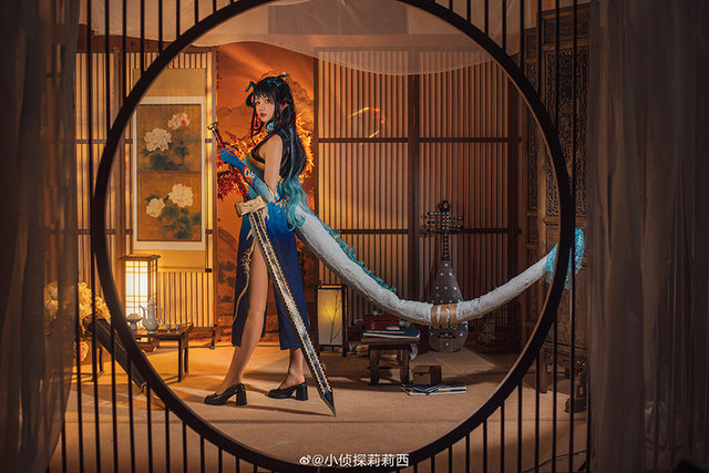 シー『アークナイツ』／モデル：探偵莉莉