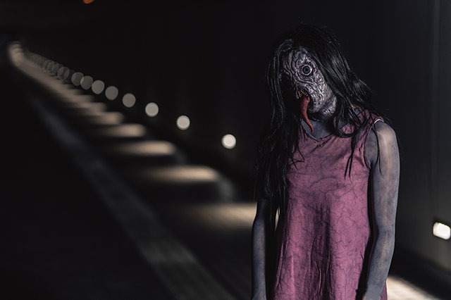 『見える子ちゃん』四谷みこ、イケメンに憑くオバケ／モデル：まゆろん、No.K(ナンバケ)