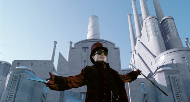 （C）2005 Warner Bros. Ent. All Rights Reserved　（C） 2005 Theobald Film Productions LLP