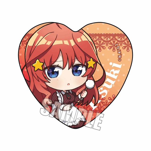 「ハート缶バッジ 五等分の花嫁∬/ひざまくらver.」528円（税込）（C）春場ねぎ・講談社／「五等分の花嫁∬」製作委員会