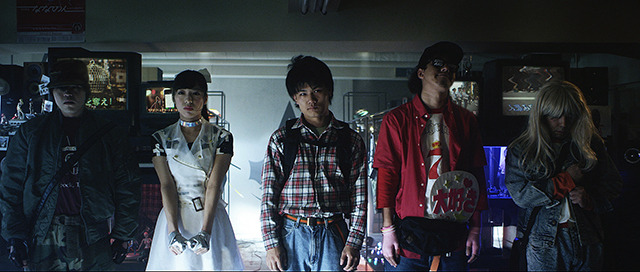 YouTubeに7日公開された「AKIBA STEALTH/アキバステルス」。秋葉原を舞台にパルクールを織り交ぜた迫力映像が展開される