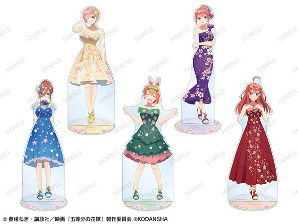 「描き下ろしイラスト 桜ドレスver. 特大アクリルスタンド（全5種）」各3,300円（税込）（C）春場ねぎ・講談社／映画「五等分の花嫁」製作委員会（C）KODANSHA