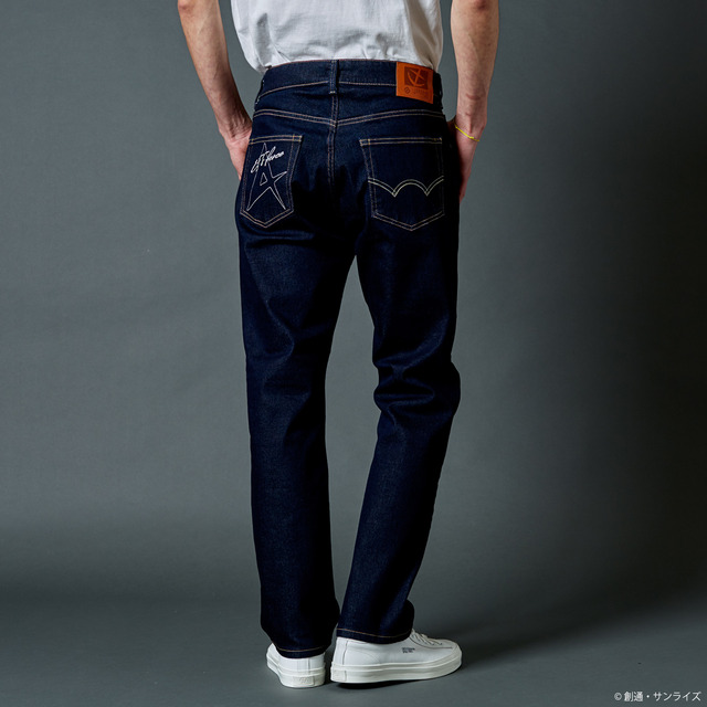 「STRICT-G EDWIN 『機動戦士ガンダム 逆襲のシャア』JERSEYS レギュラーストレート　E.F.S.F. アムロ・レイ モデル（ワンウオッシュ/濃色ブルー）」13,200円（税込／送料・手数料別途）（C）創通・サンライズ