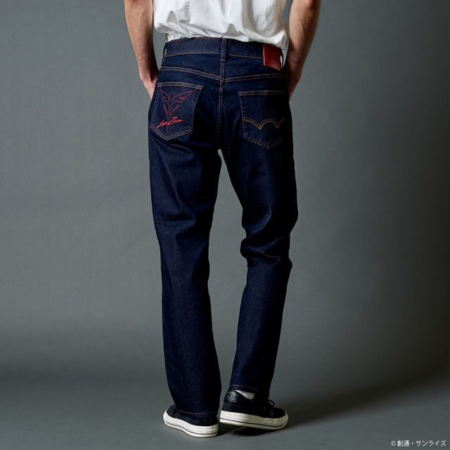 「STRICT-G EDWIN 『機動戦士ガンダム 逆襲のシャア』JERSEYS レギュラーストレート　Neo Zeon シャア・アズナブル モデル（ワンウオッシュ/ブラック）」13,200円（税込／送料・手数料別途）（C）創通・サンライズ