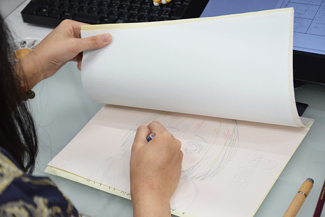 総作画監督チェックの様子