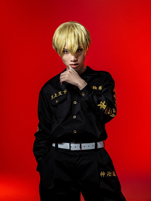 舞台『東京リベンジャーズ－血のハロウィン編－』松野千冬/植田圭輔（C）和久井健・講談社／舞台「東京リベンジャーズ」製作委員会