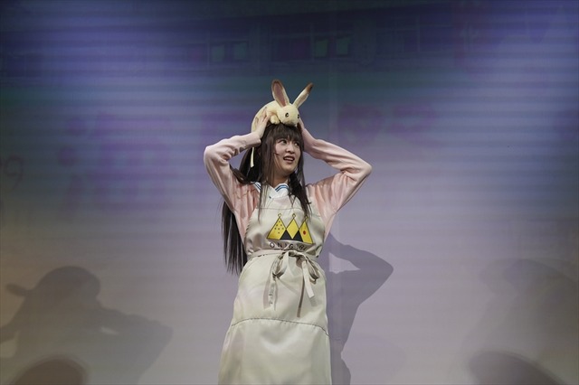 追加公演写真（C）高屋奈月・白泉社／舞台「フルーツバスケット」製作委員会2022