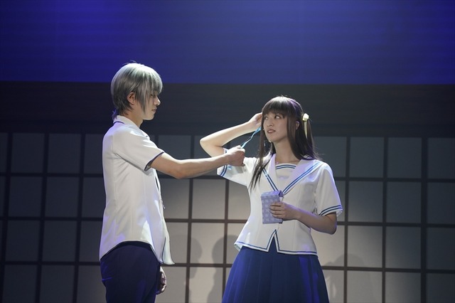 舞台「フルーツバスケット」ゲネプロの公式レポート　（C）高屋奈月・白泉社／舞台「フルーツバスケット」製作委員会2022
