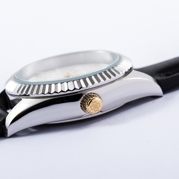 TVアニメ『東京リベンジャーズ』コラボレーション 花垣武道 モデル 腕時計（C）和久井健・講談社／アニメ「東京リベンジャーズ」製作委員会（R）KODANSHA