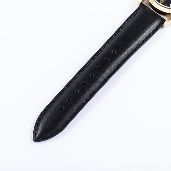 TVアニメ『東京リベンジャーズ』コラボレーション 龍宮寺堅 モデル 腕時計（C）和久井健・講談社／アニメ「東京リベンジャーズ」製作委員会（R）KODANSHA