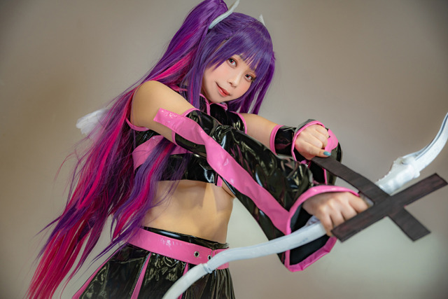 ミカエラ『2.5次元の誘惑』／モデル：ぐぐる、撮影：Jon