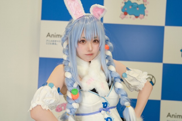 兎田ぺこら（ホロライブ）／モデル：九十九ぱて、撮影：tama