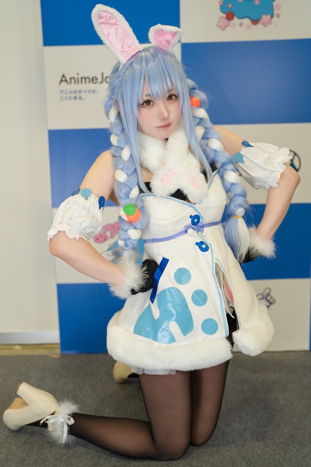 兎田ぺこら（ホロライブ）／モデル：九十九ぱて、撮影：tama