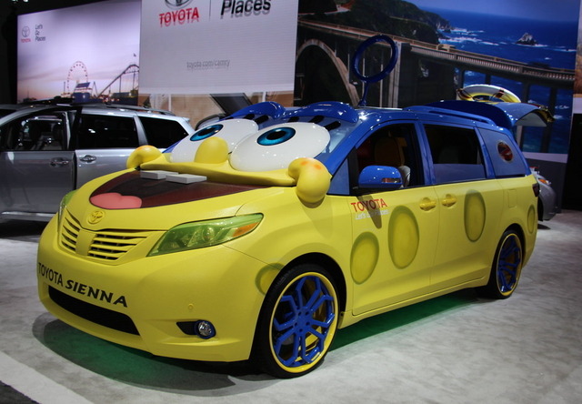 トヨタ シエナ の スポンジ・ボブ 仕様車