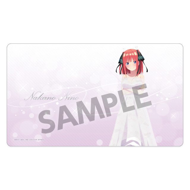 『映画 五等分の花嫁』ラバーマット中野二乃 ウェディングドレス ver.　(C)春場ねぎ・講談社／映画「五等分の花嫁」製作委員会