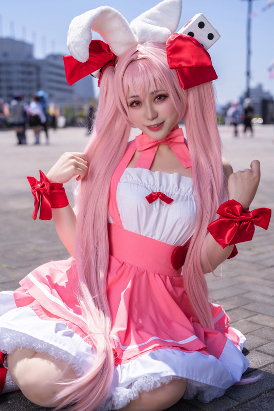 うさだヒカル『デ・ジ・キャラット』／モデル：ぐりこ、撮影：tama