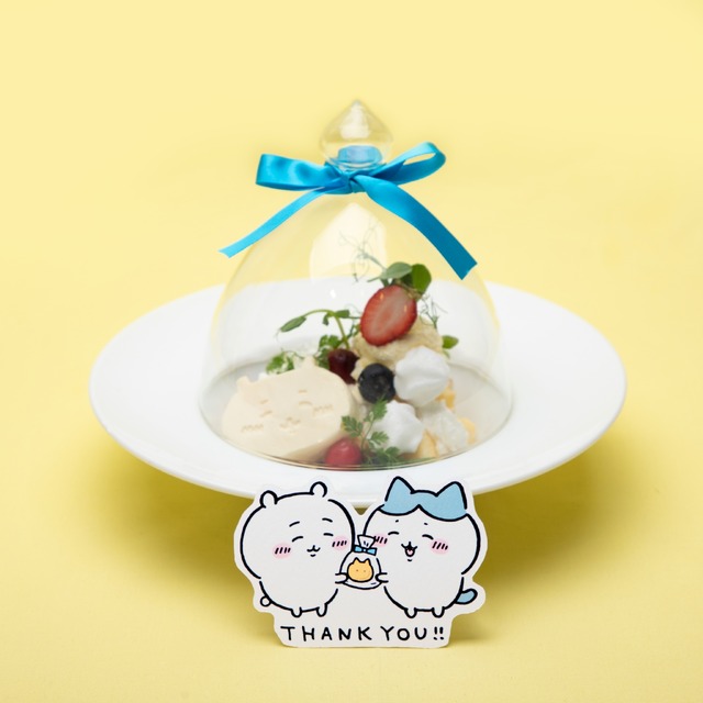 THE GUEST cafe&diner 池袋パルコ店コラボカフェ「ちいかわ飯店」ほめられリボンの思い出スイーツ（C）nagano / chiikawa committee