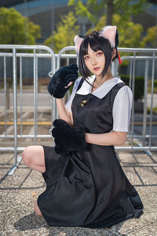 四宮かぐや『かぐや様は告らせたい～天才たちの恋愛頭脳戦～』／モデル：しょこら、撮影：乃木章