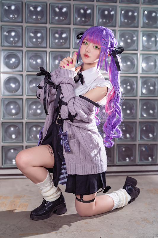 常闇トワ【ホロライブ】／モデル：凸守たかね、撮影：乃木章